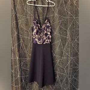 Juniors Strappy Crossback Navy / Nude Lace Dress size 7 NEW W TAGS